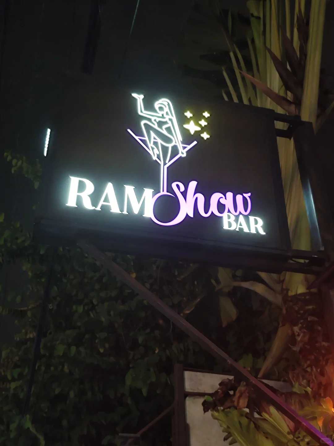 Chiang Mai-Ram Show Bar🌈, a must-visit gay and transgender bar in Chiang Mai