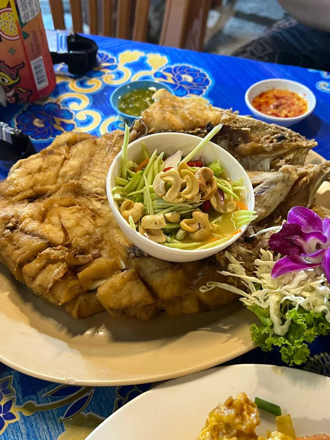 Krabi-Family Thai Food And Seafood❤️, recommended curry crab and fried fish papaya salad