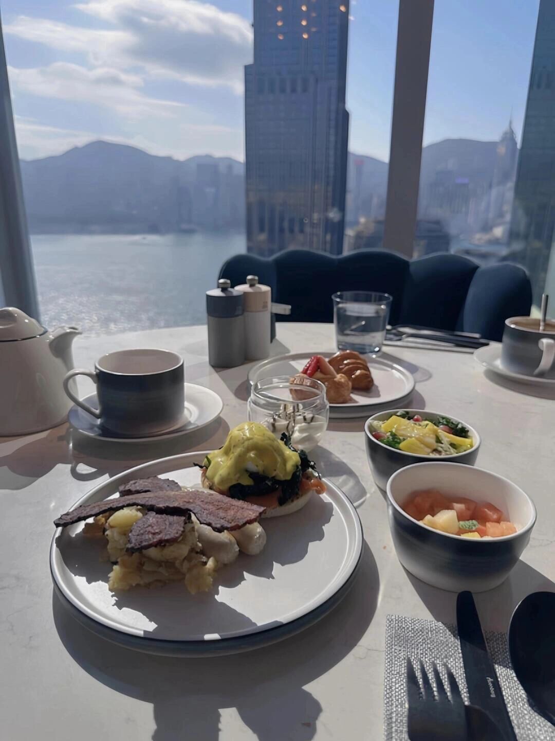 Hong kong-Mondrian Hotel in Tsim Sha Tsui🚶‍♀️, Hong Kong, high-altitude hotel with good view