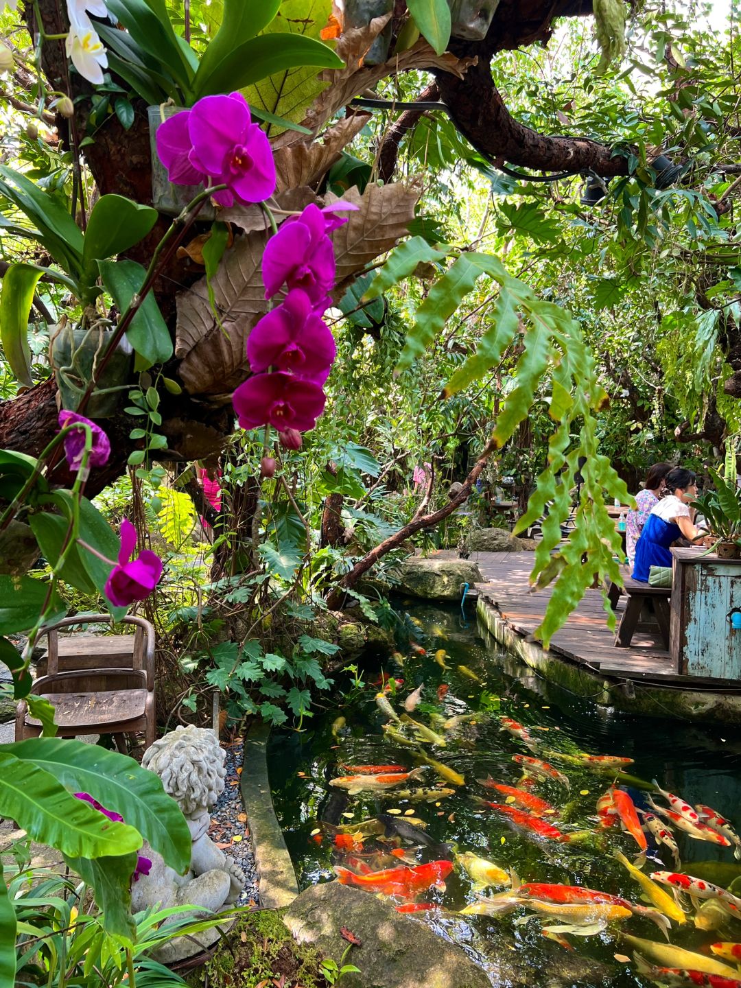 Bangkok-Baan Suan Sathon🌴 Restaurant in Bangkok, a rainforest-style coffee shop