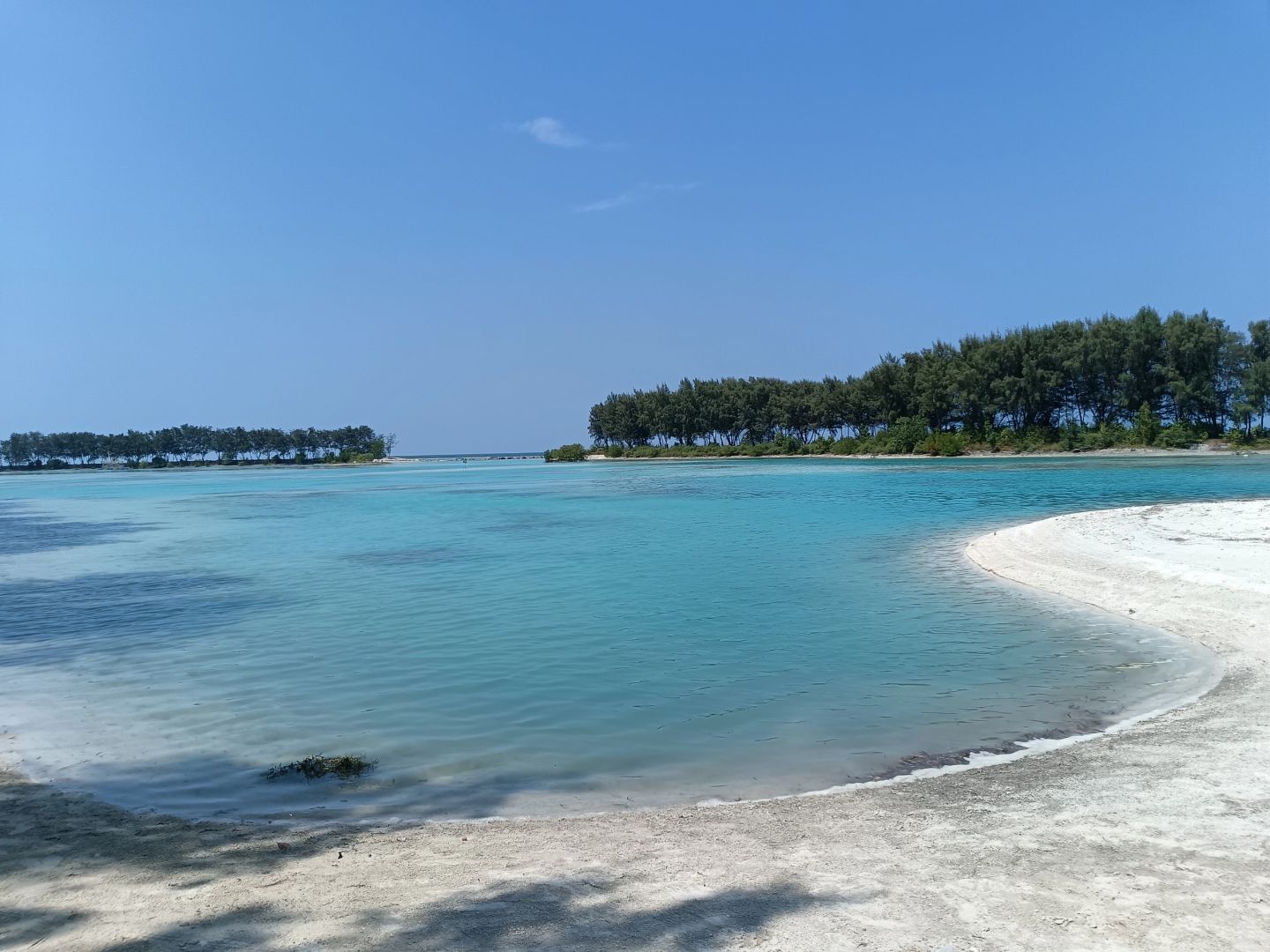 Jakarta-Pulau Seribu Island Tour from Jakarta, Beach Motorbike and Snorkeling