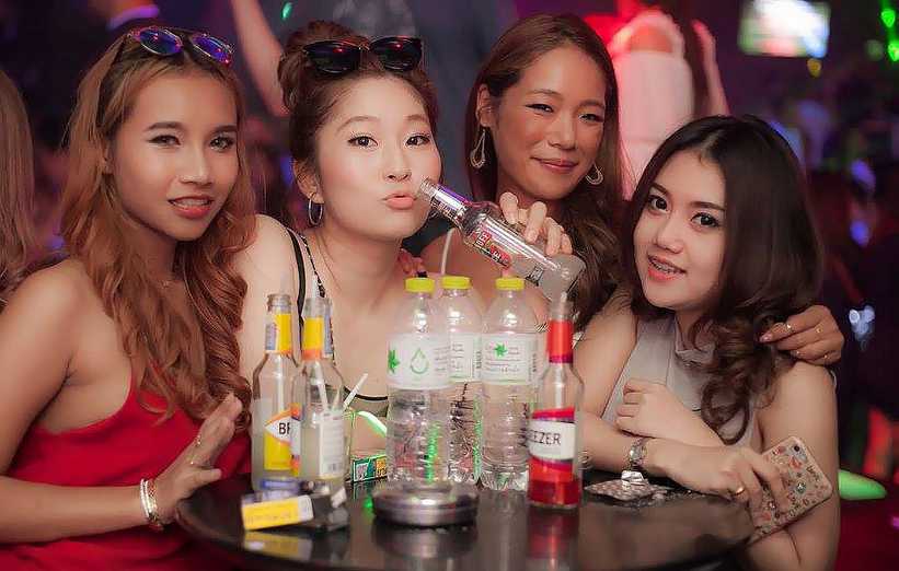 Pattaya-How to play in Pattaya's red light district and the price of nightlife