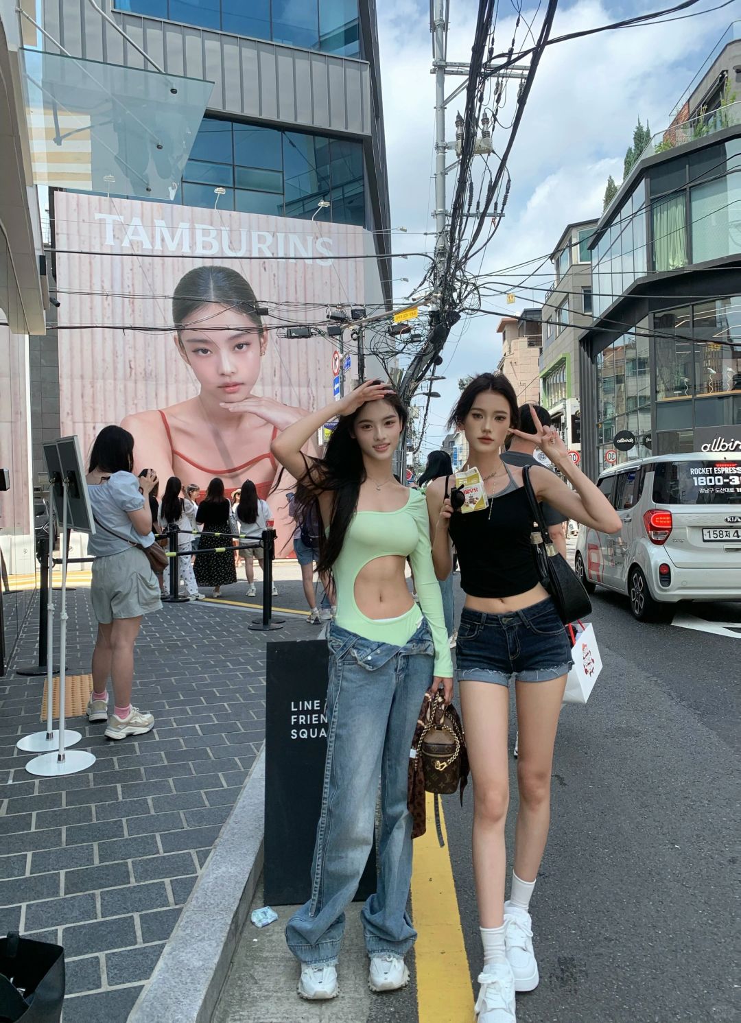 Seoul-The first stop of my trip to Seoul, taking a photo with the Jennie billboard