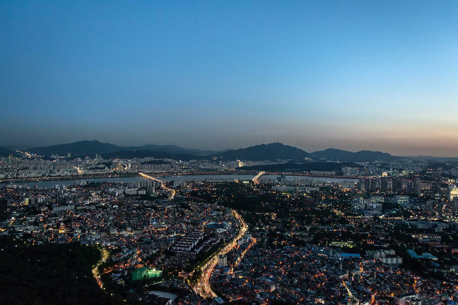 Seoul-9 Best Nightlife Experiences in Seoul, a Guide to Nightlife in Seoul's Red Light Districts