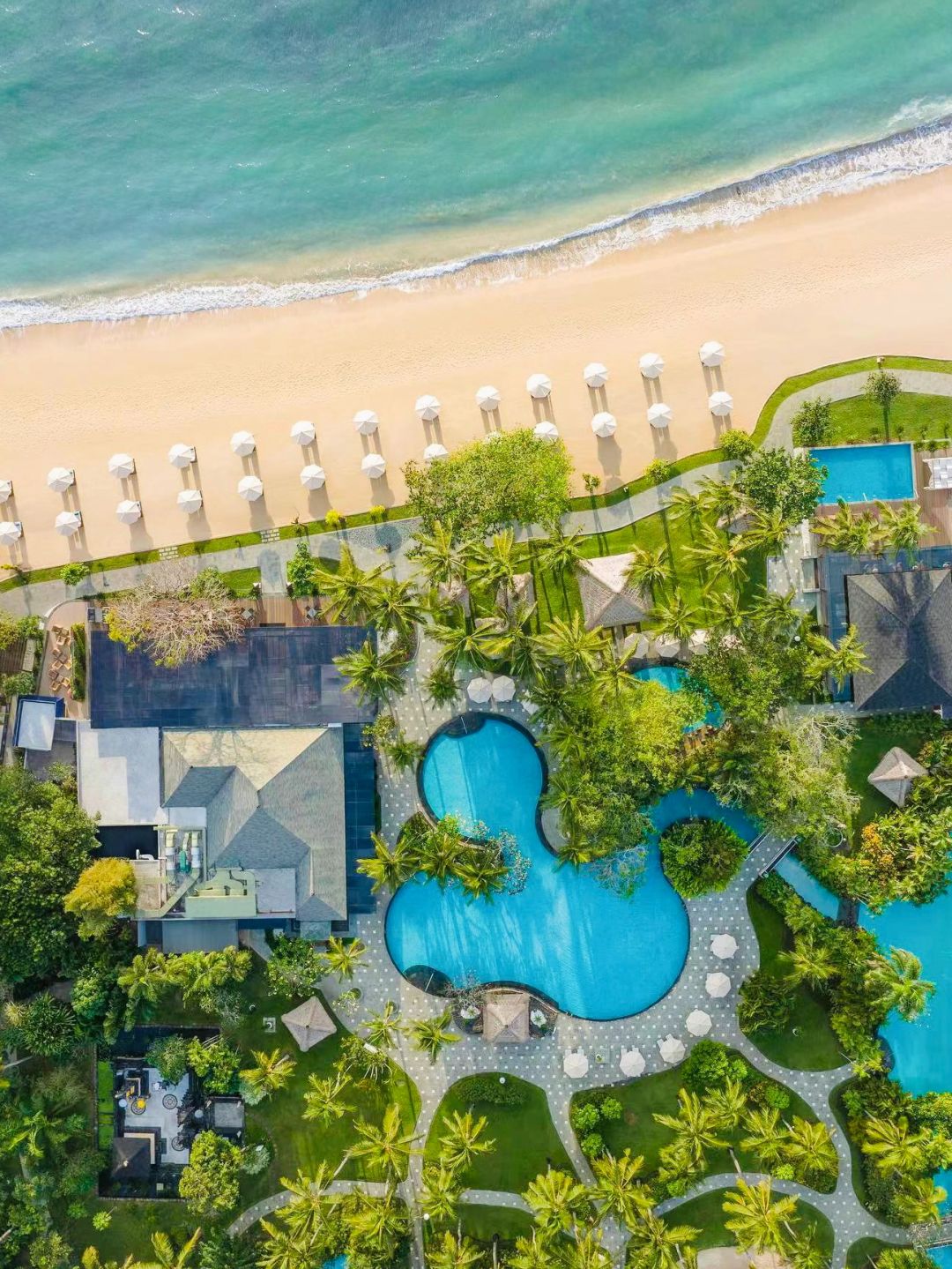 Bali-The Laguna, a Luxury Collection Resort & Spa🥂, Bali Hotel, Has a 5,000 square meter lagoon pool