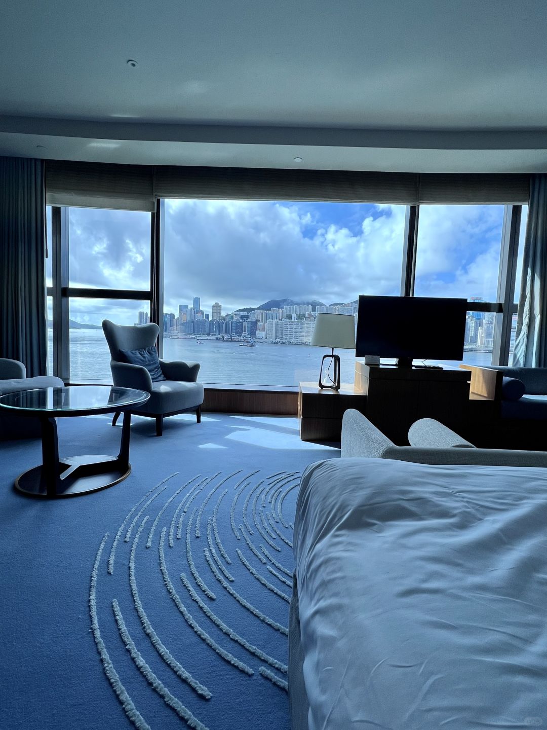 Hong kong-Kerry Hotel, Kowloon, Hong Kong, 50 square meters of room and beautiful sea view