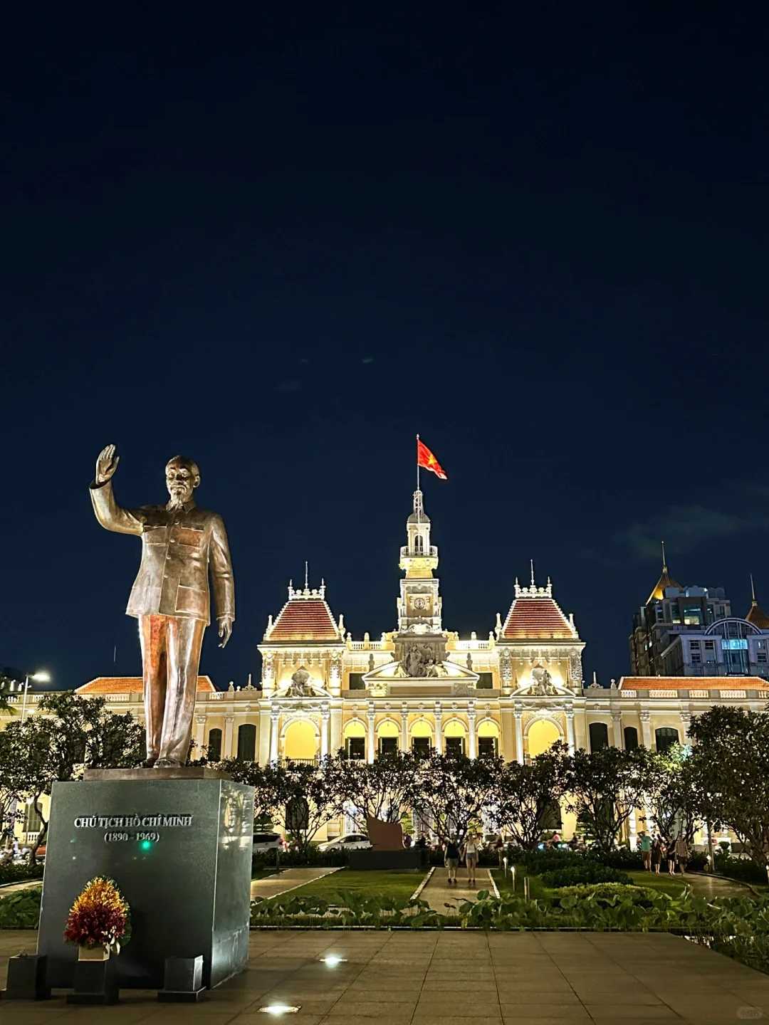 Ho Chi Minh-Reunification Palace, Pham Ngu Lao Street, Cafe Residence and Saigon Night Market Tour