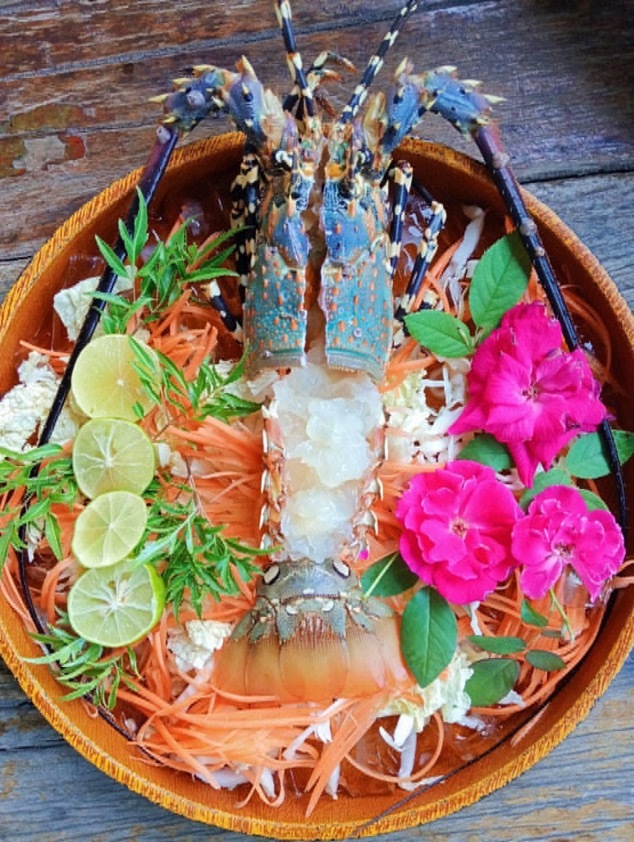 Krabi-Kanabnam view🦞 seafood restaurant hidden in the mangroves in Krabi, Thailand