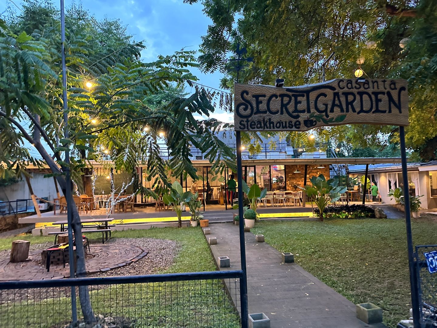 Cebu-Steakhouse Casanta Secret Garden, a hidden gem of Italian cuisine in Cebu