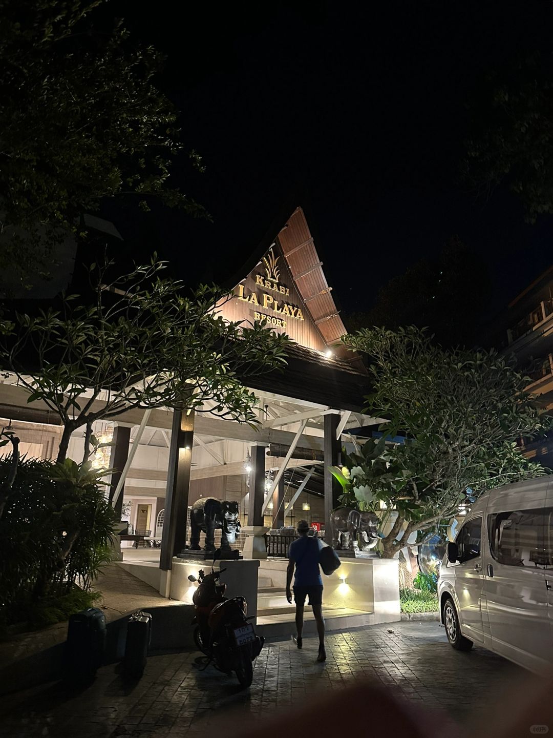 Krabi-Krabi La Playa Resort Hotel👍, each room has a balcony with garden and pool views