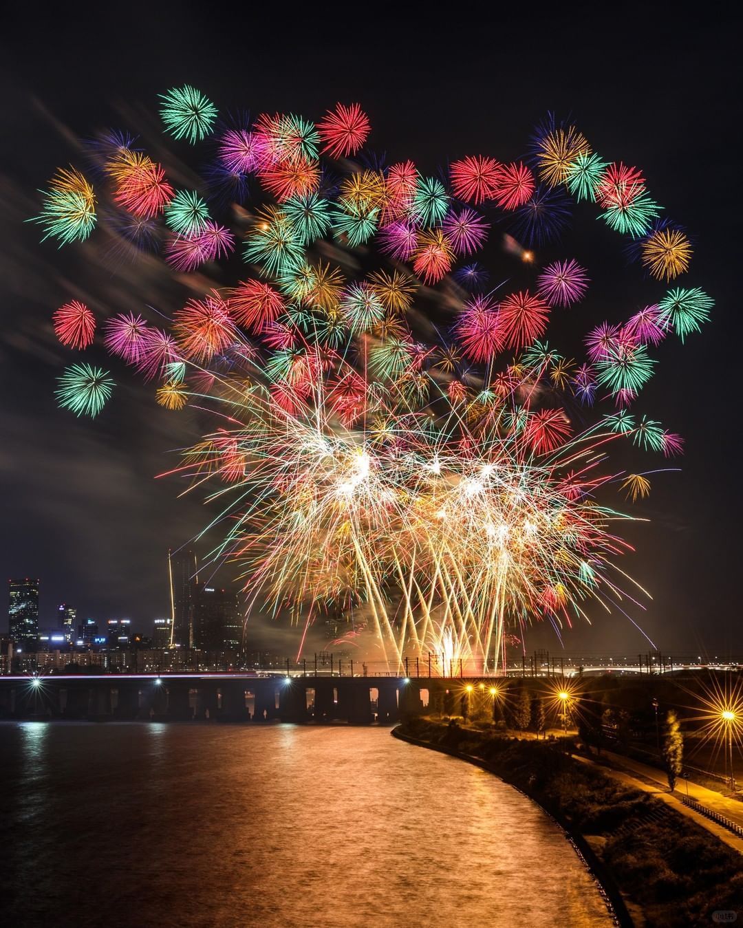 Seoul-Seoul Han River Fireworks Festival✨ | Best viewing spots & transportation guide