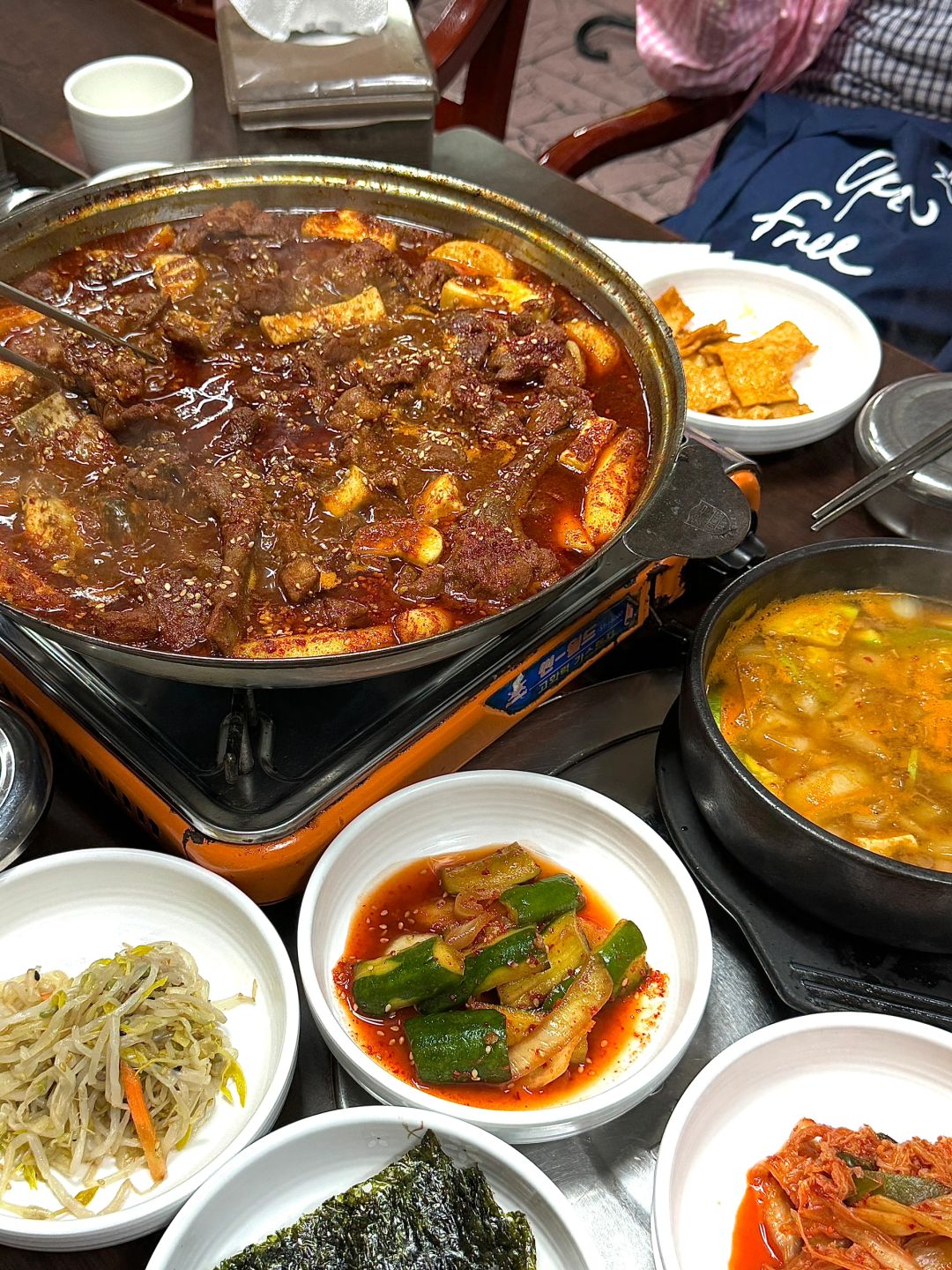 Seoul-Spicy pork ribs restaurant in Myeongdong (이가네갈비) , Seoul, delicious with rice