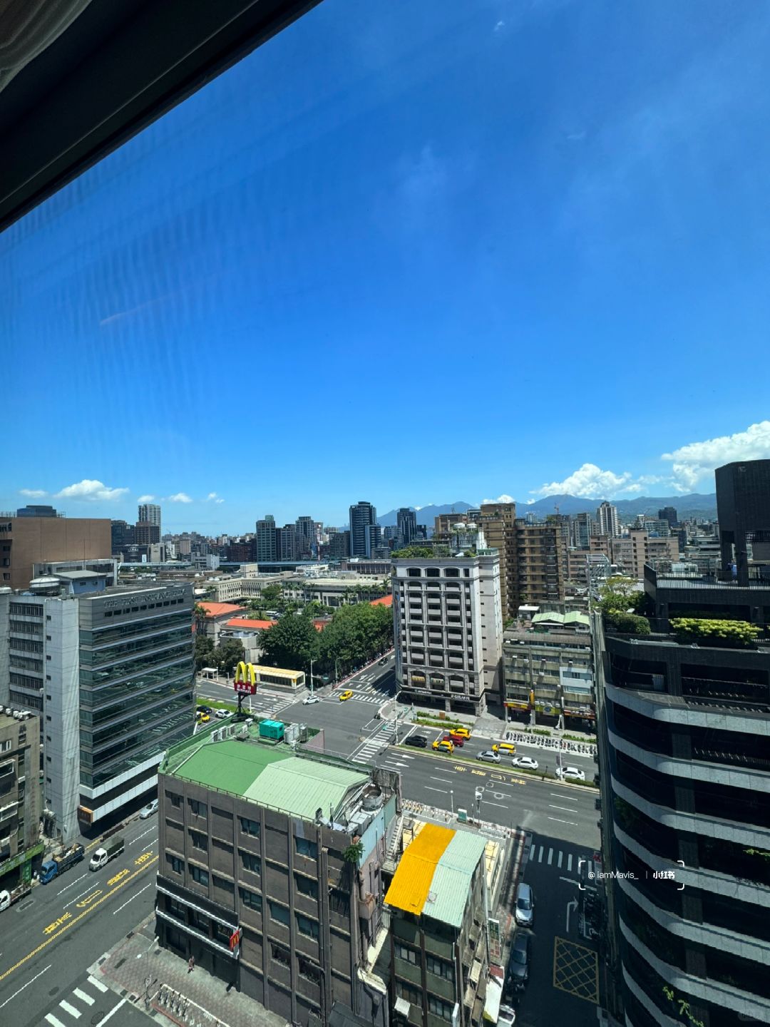 Taiwan-Traveling in Taiwan, I stayed at Times Apartments in Taipei. The aroma throughout the hotel smelled very good.