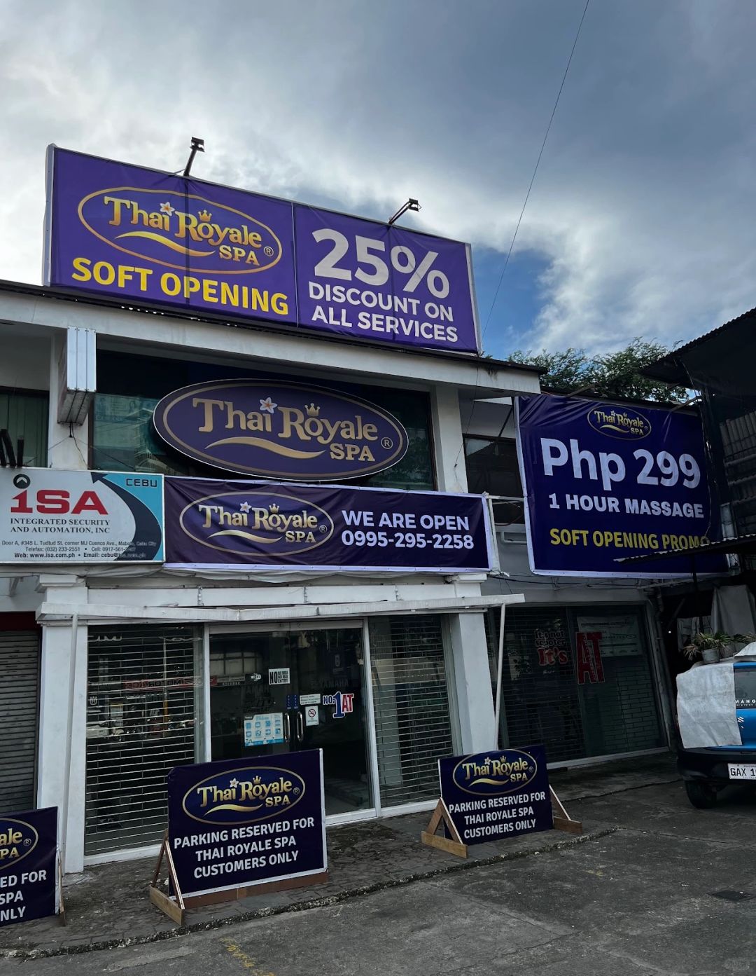 Cebu-Thai Royale SPA in Cebu, Philippines, with a quiet environment and a gravel path