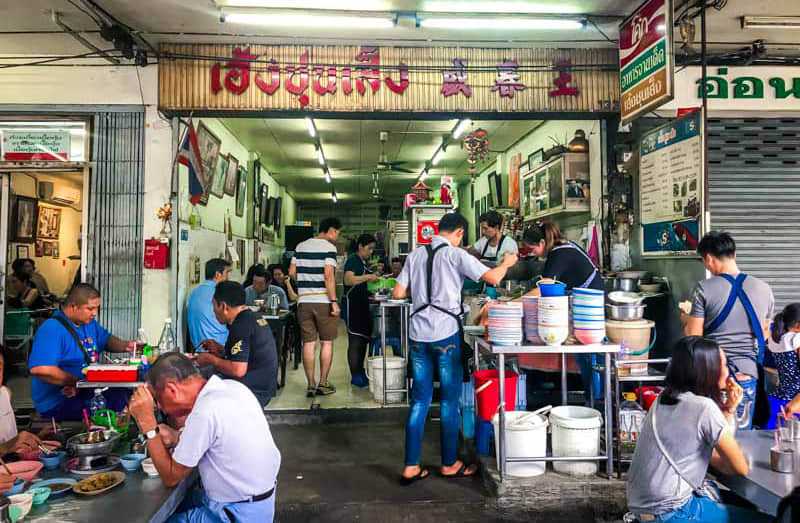 Phuket-Don’t think that Thailand only has Tom Yum Goong, learn about these traditional Thai hot pots