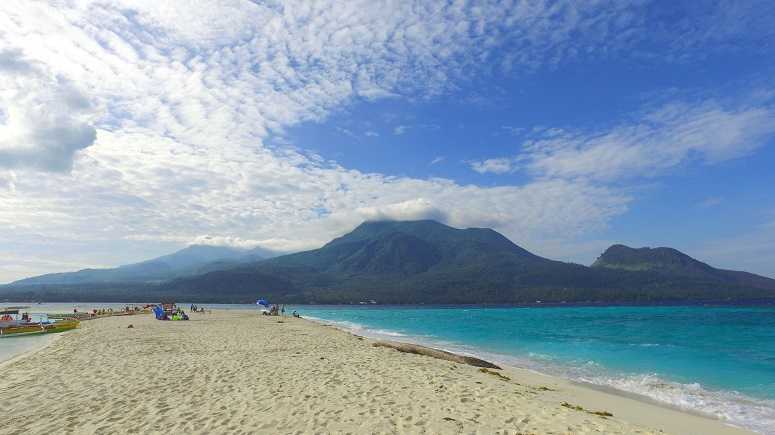 Cebu-15 of the best beaches in the Philippines, explore colorful island coral gardens