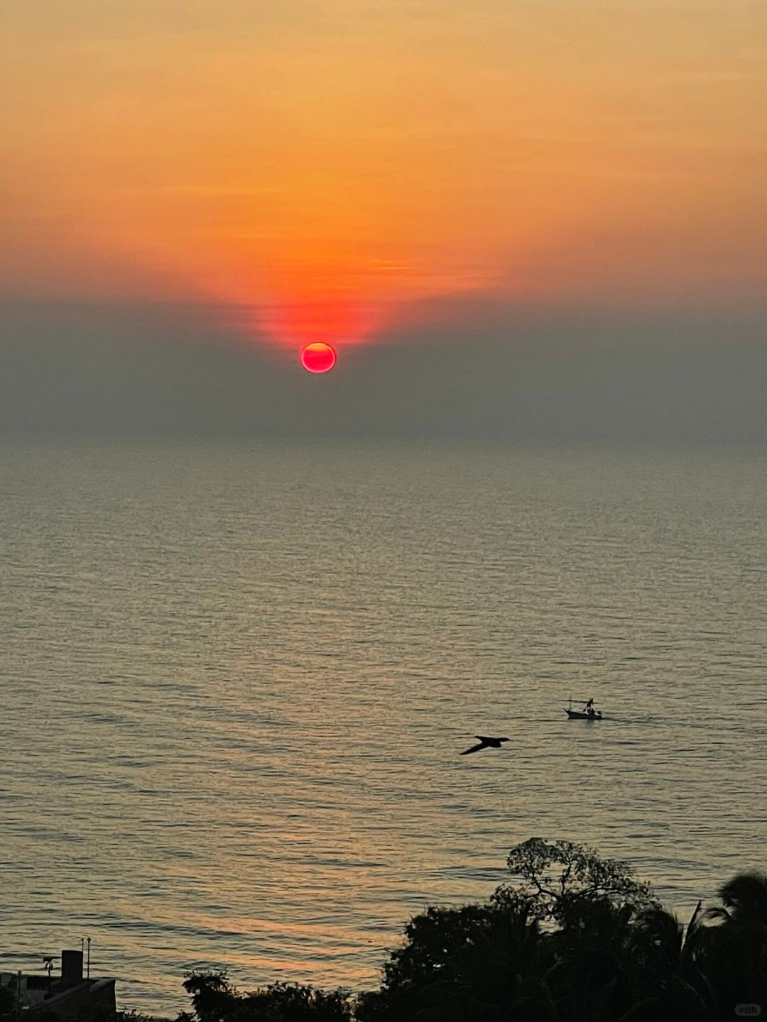 Hua Hin-Radisson Blu Resort Hotel💛, you can see the pink sunrise from your hotel room