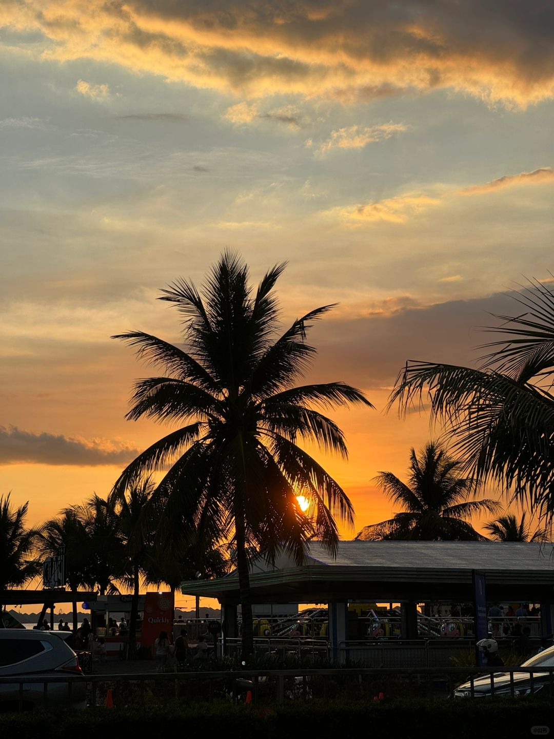 Manila/Luzon-The sunset view of Manila Bay is one of the top ten most beautiful sunsets in the world