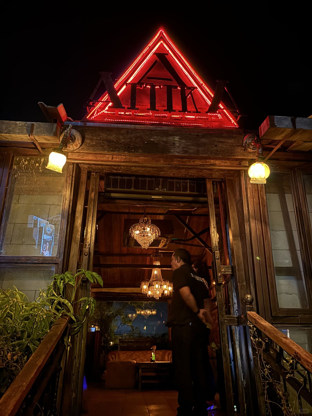 Bali-La Favela, the No.1 nightlife bar in Seminyak Bar Street, Bali, Indonesia, is very popular