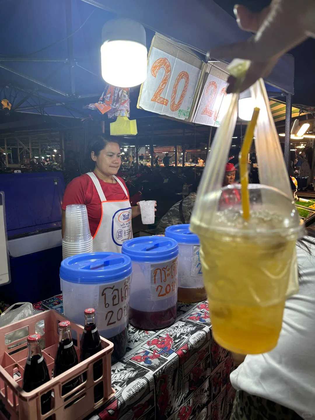 Hua Hin-Hua Hin Tuesday Night Market Pae Mai Tuesday Market is quieter and cheaper than Bangkok