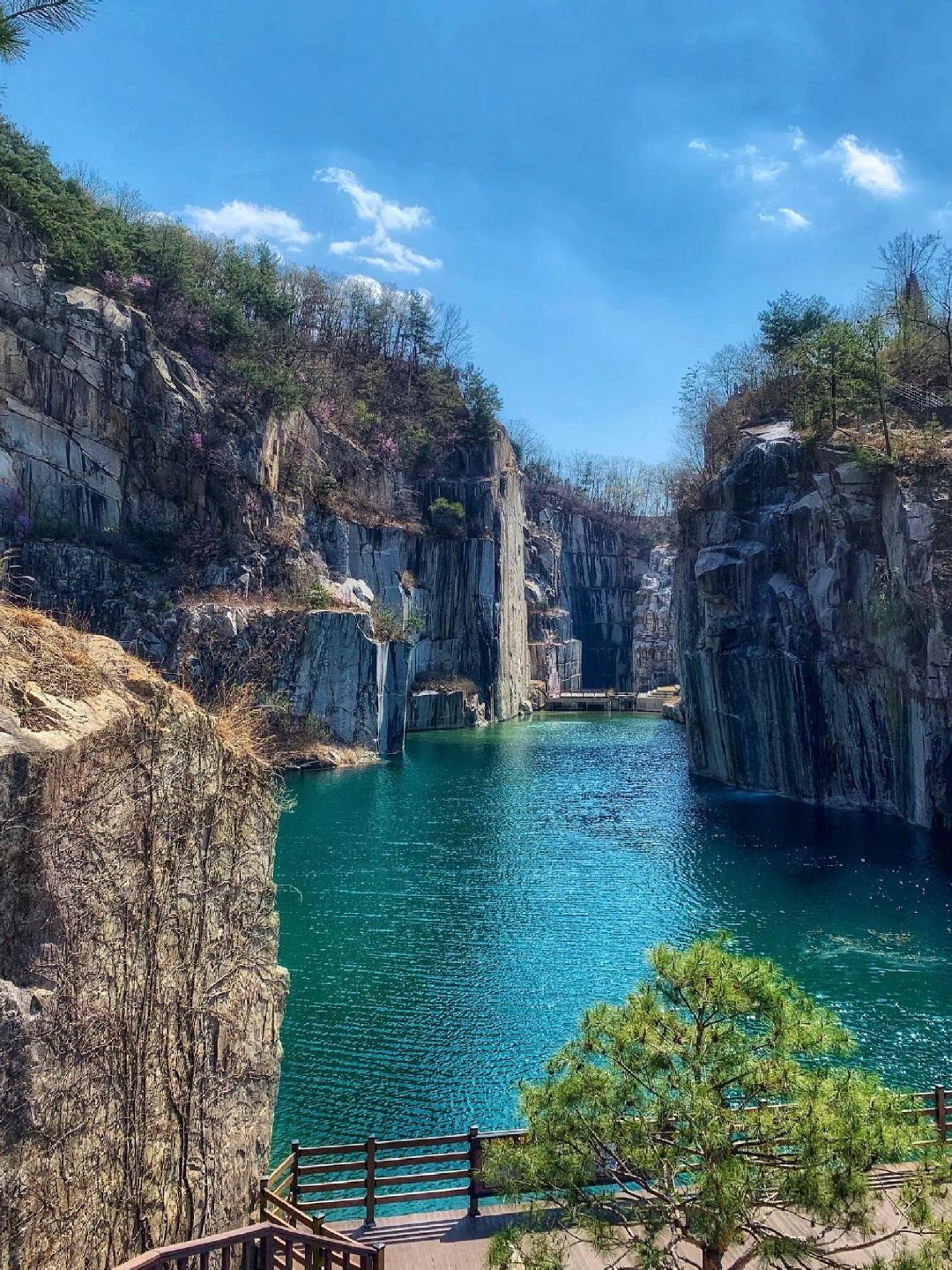 Seoul-Hantan River Geopark in Gyeonggi-do, 🧗‍♂Seoul, where many Korean dramas were filmed