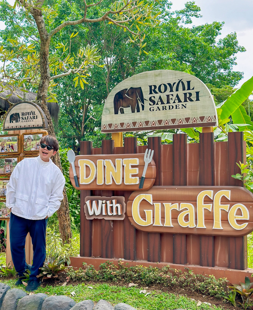 Jakarta-Dine With Giraffe in Jakarta, Indonesia, 👏🏻share a dreamy afternoon tea with giraffes