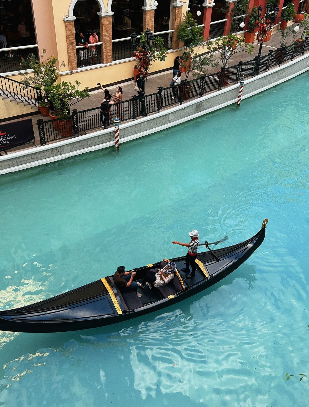 Manila/Luzon-BGC Venice Water City in Manila, Philippines, a shopping mall where you can take a boat tour