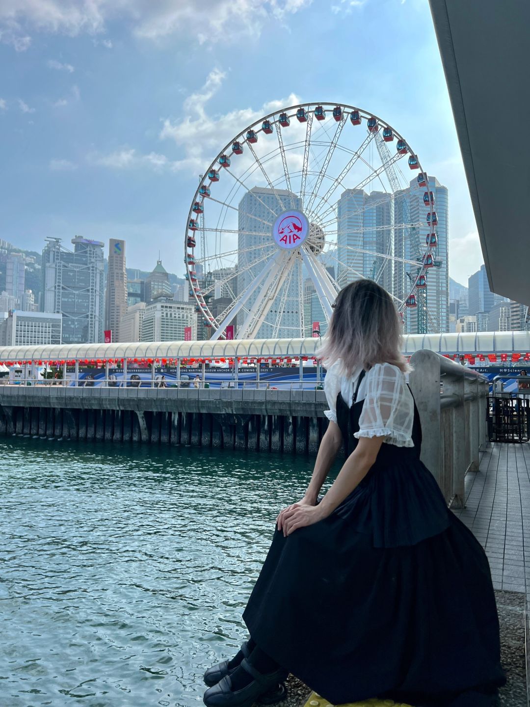 Hong kong-Hong Kong Walking Tour. Eslite Bookstore, Harbour City and Tsim Sha Tsui Clock Tower