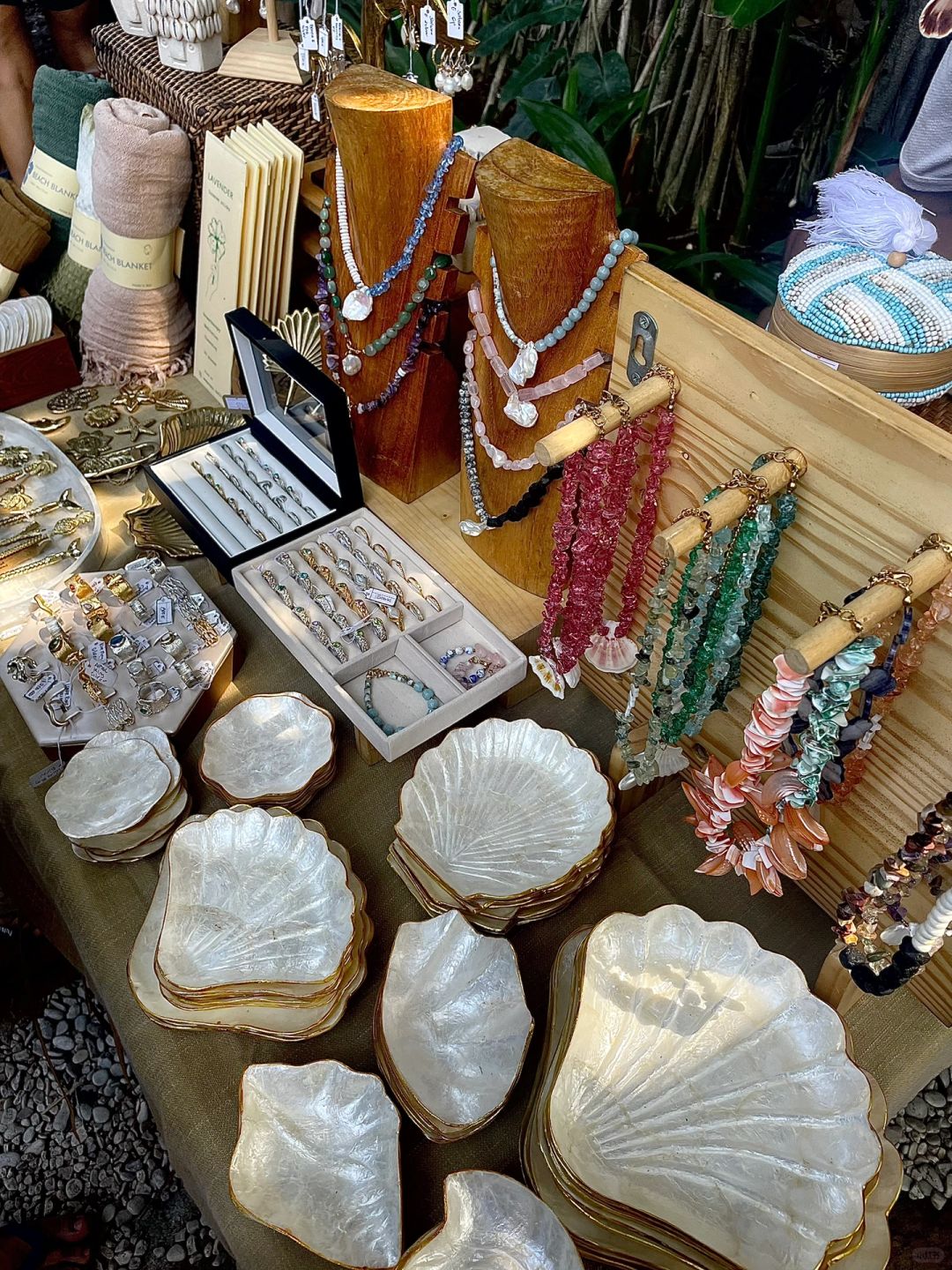 Bali-La Brisa, Bali Sunday Market🏖️, buy handmade soaps, clothes, bikinis and candles