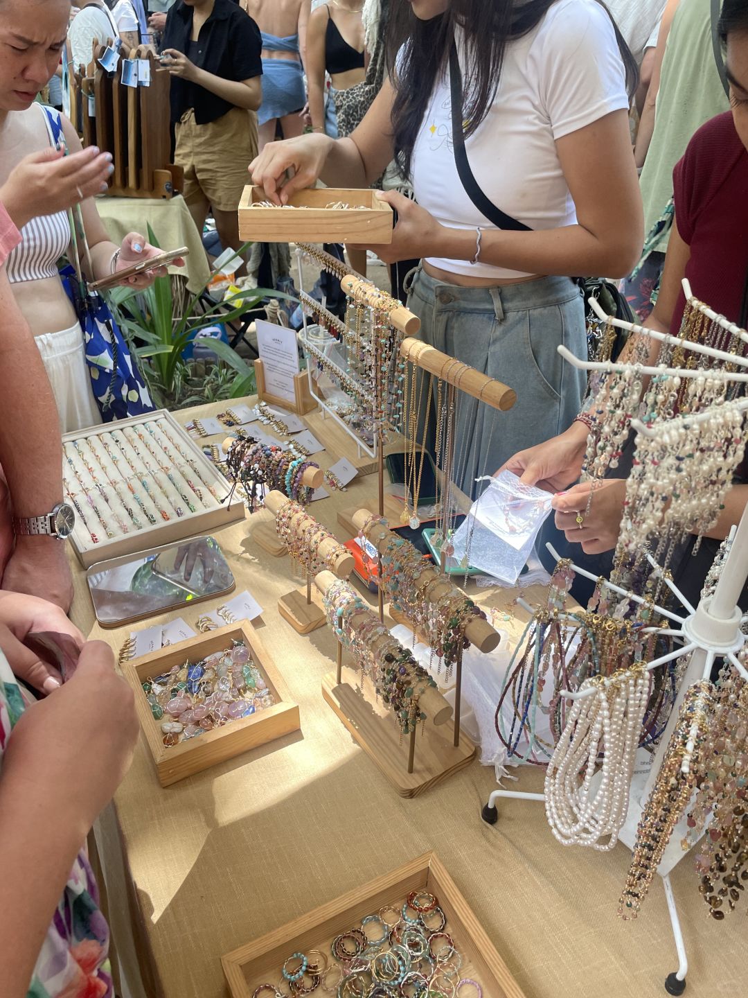 Bali-La Brisa, Bali Sunday Market🏖️, buy handmade soaps, clothes, bikinis and candles