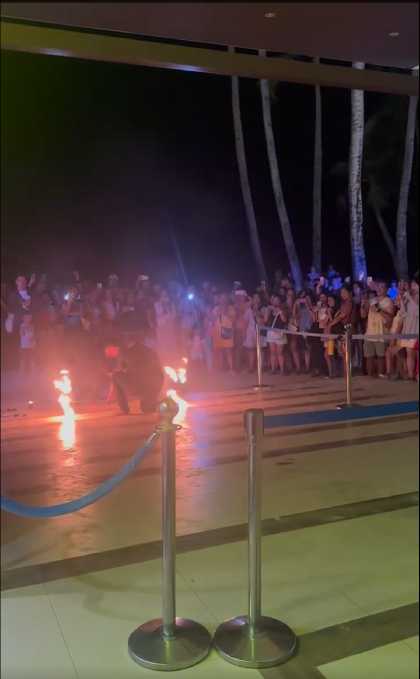 Boracay-Jinhai Music Bar,🔥 the coolest flame dance in Boracay, is located near Sunset Sail