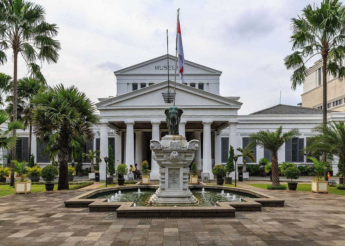 Jakarta-The best places to visit in Jakarta, TOP 5with many historical attractions and things to do