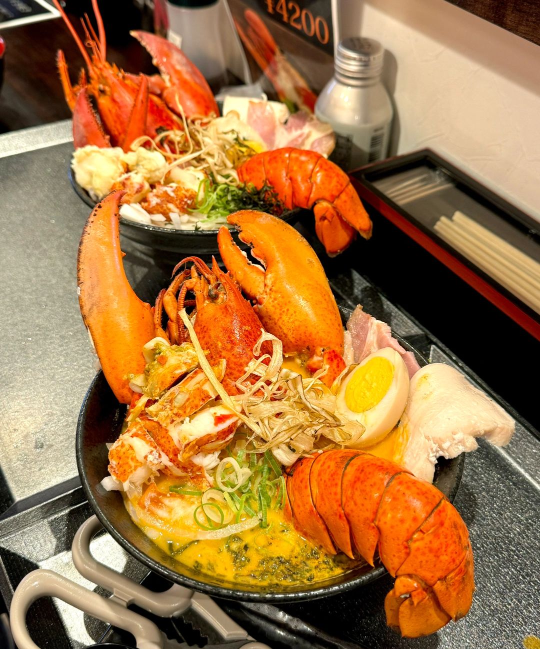 Osaka-Osaka EBI SIN Food Restaurant, 🦞experience the best lobster ramen for only 4200 yen