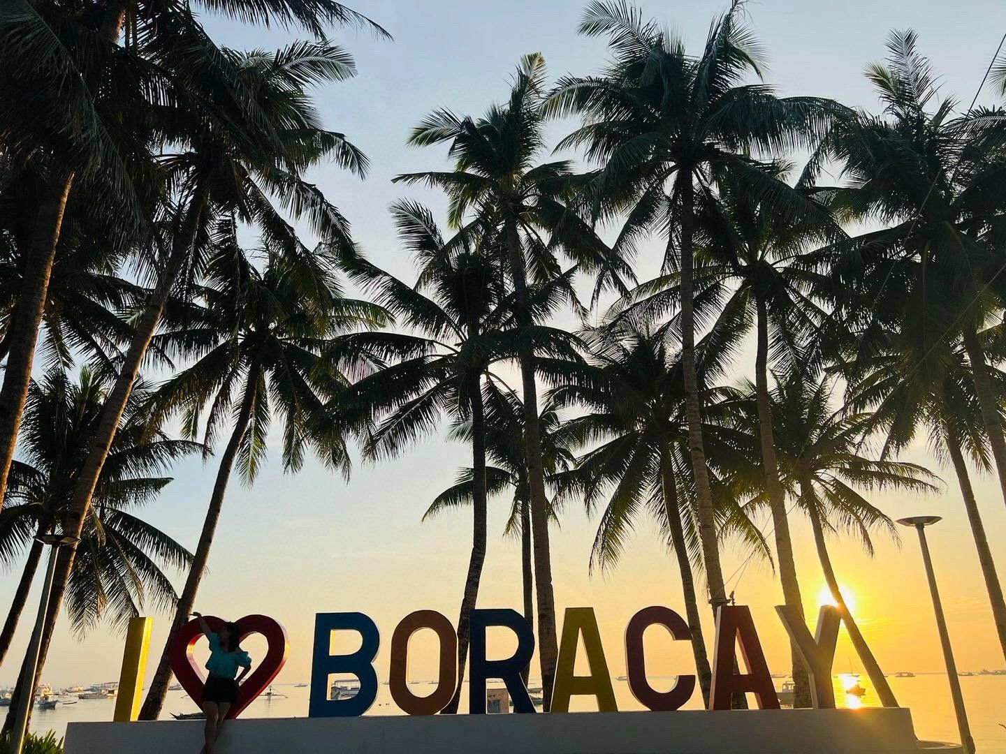 Boracay-Boracay Island in the Philippines, a tropical vacation paradise waiting for you to explore