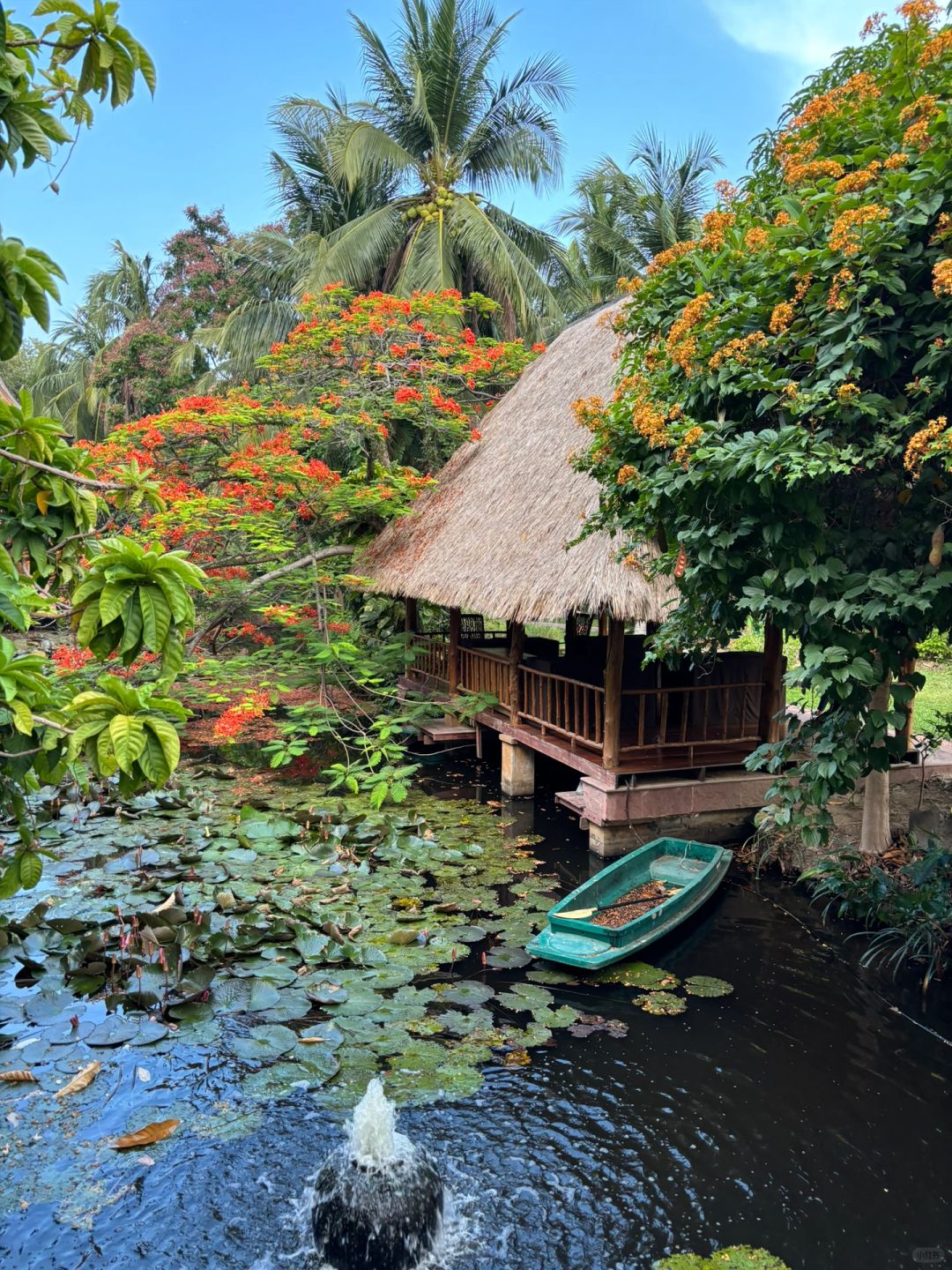 Hua Hin-Anantara Hotel in Hua Hin, Thailand, very beautiful Southeast Asian decoration style