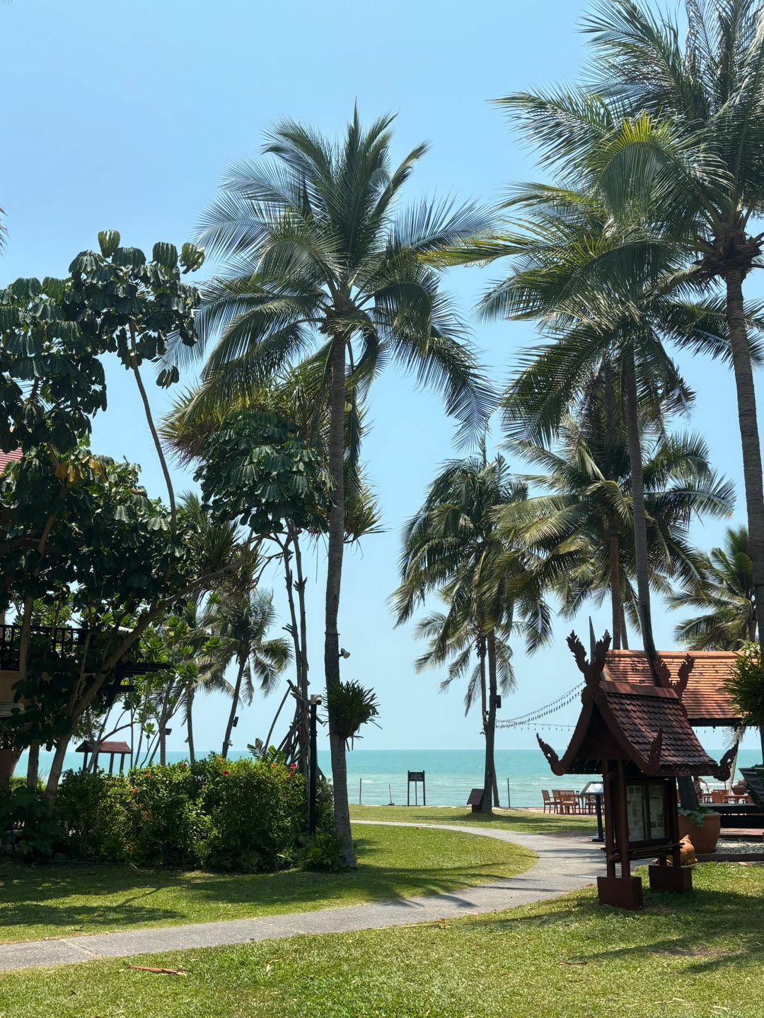 Hua Hin-Anantara Hotel in Hua Hin, Thailand, very beautiful Southeast Asian decoration style