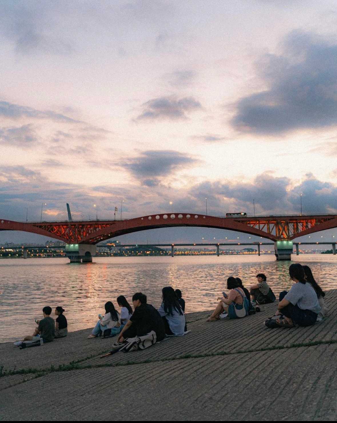 Seoul-As someone who enjoys taking walks at sunset, I recommend the 8 most beautiful Han River parks in Seoul, South Korea