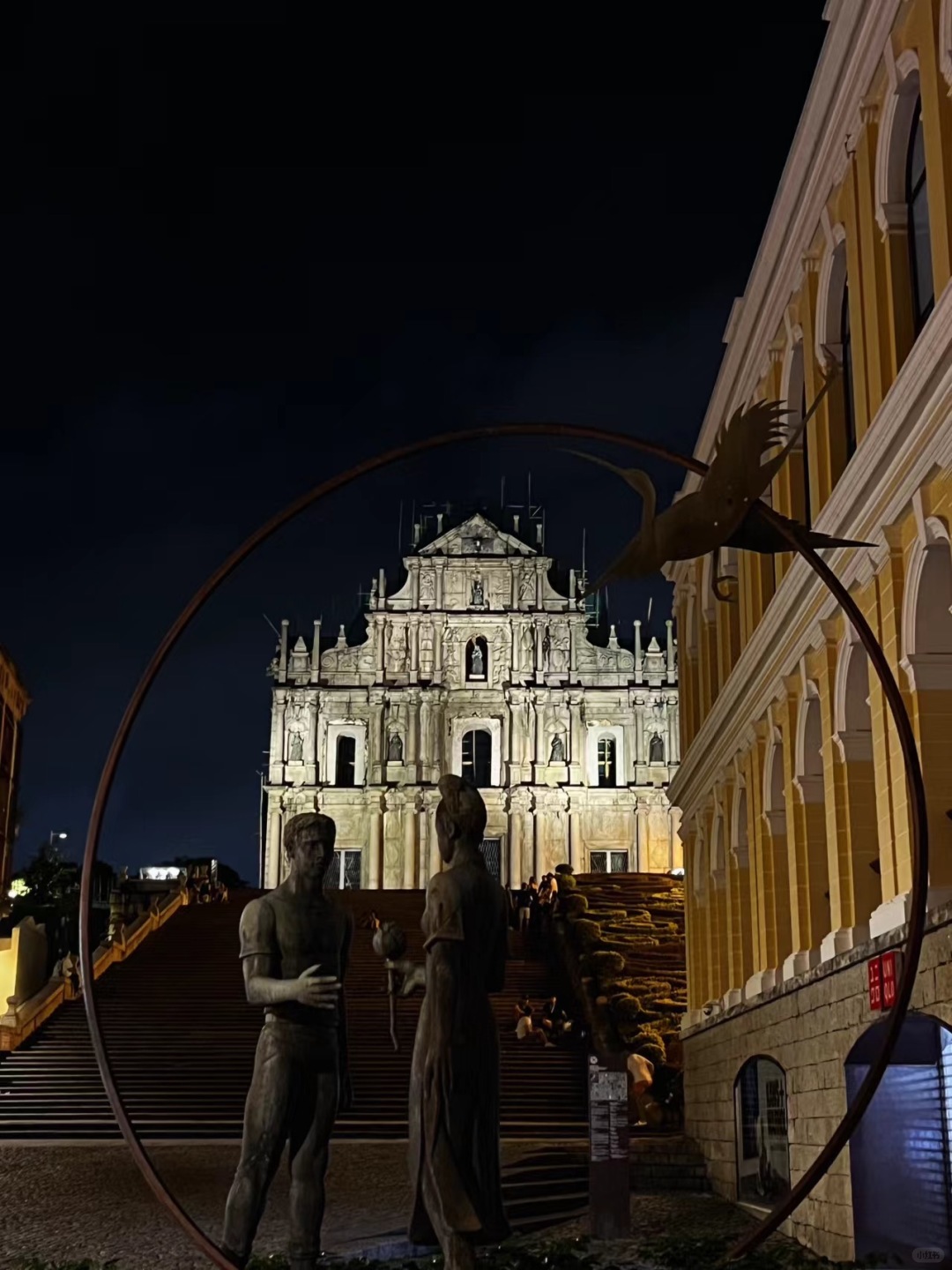 Macao-Macau is one of the safest cities in China, and it is also safe to hike at night.