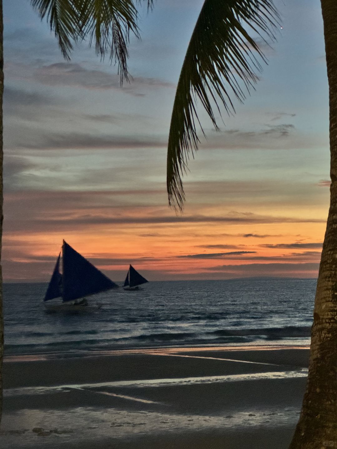 Boracay-Henann Crystal Sands Resort in Boracay, Philippines, has a great location and sea views