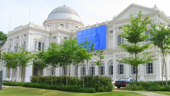 Singapore-The National Museum of Singapore tells the story of history and culture in a vivid way