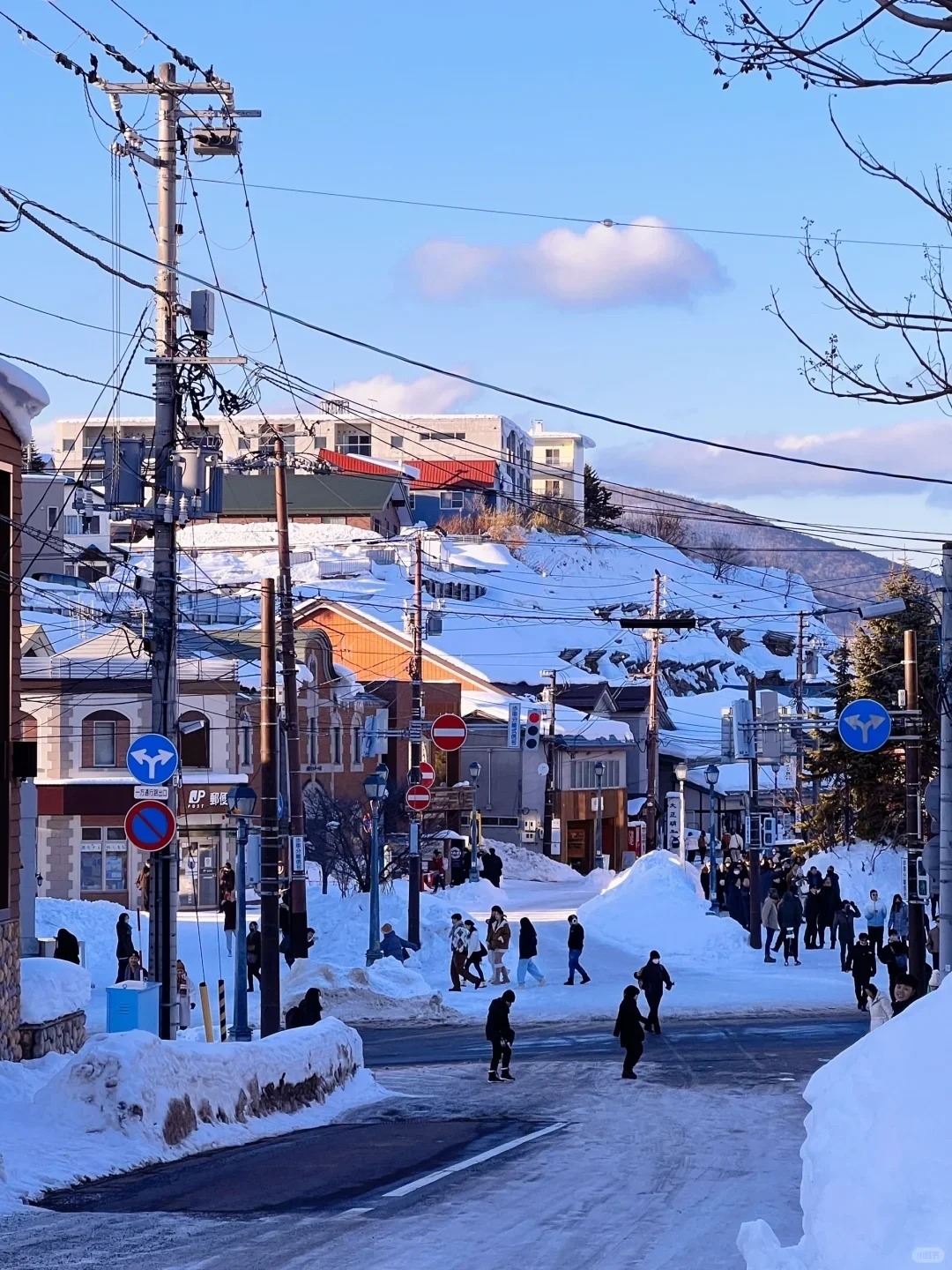 Sapporo/Hokkaido-Hokkaido Travel, Shiroi Koibito Park, Music Box Museum and Niseko Ski Resort Hot Springs