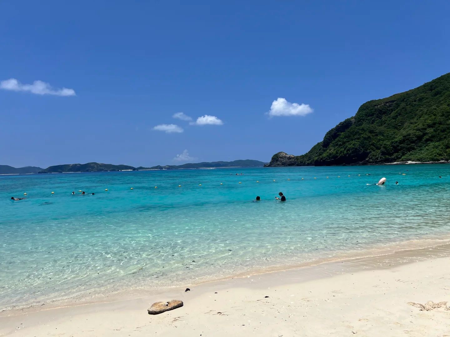 Okinawa-Travel guide to Senaga Island, Kokusai Street, Shuri Castle and Naminoue Shrine in Okinawa