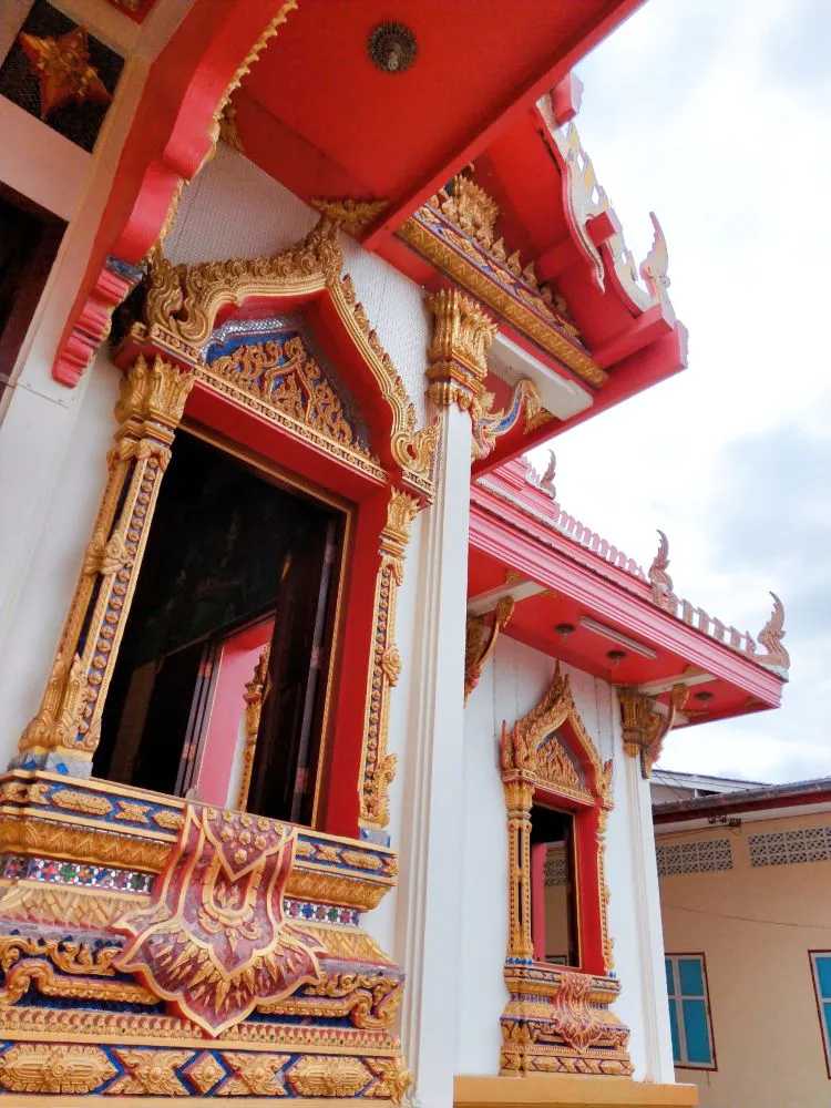 Hua Hin-The ice cream sold by the uncle at the entrance of Hua Hin Railway Station Temple is really delicious