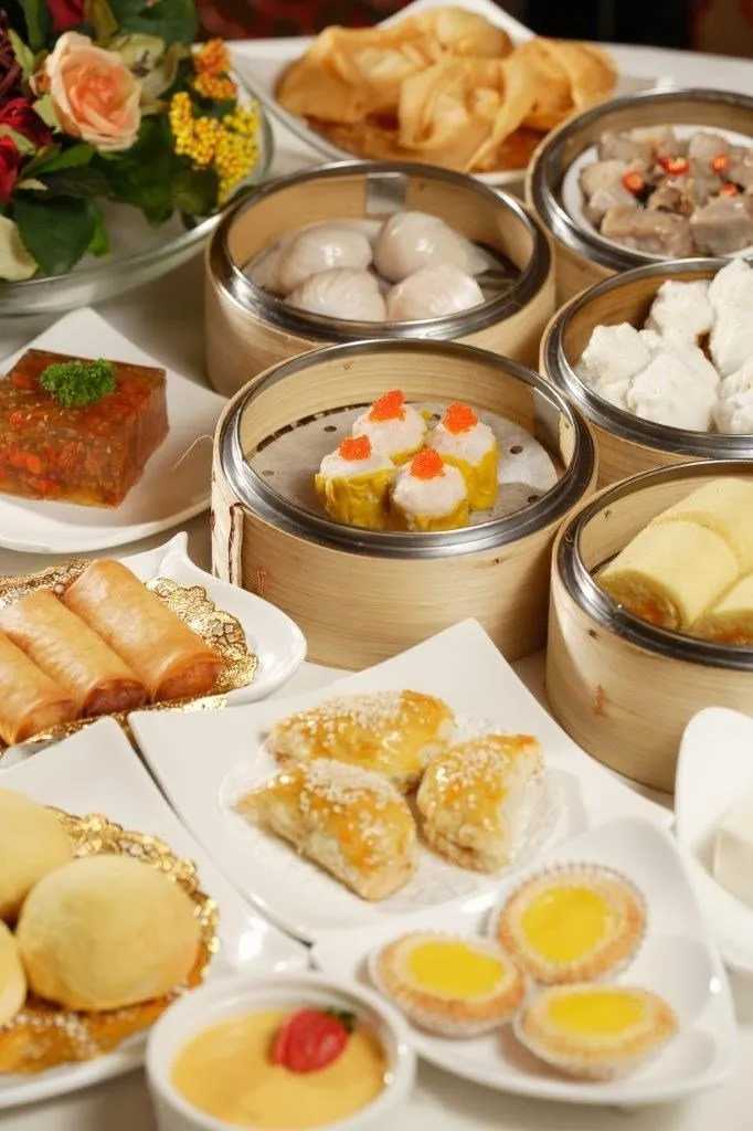 Hong kong-20 must-try restaurants in Hong Kong for afternoon tea, roast meat, dim sum, and supper