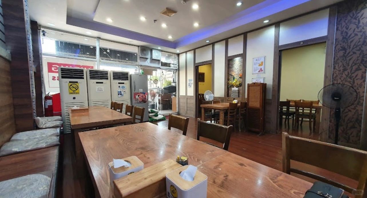 Clark/Angel City-Soup lovers are in luck at this late autumn Korean restaurant in Angeles City, Philippines