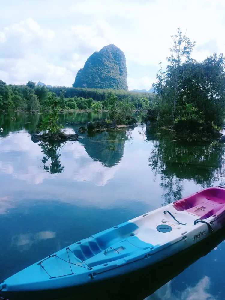 Krabi-Travel to Mirror Lake in Krabi Island, a beautiful secret place that you will never expect