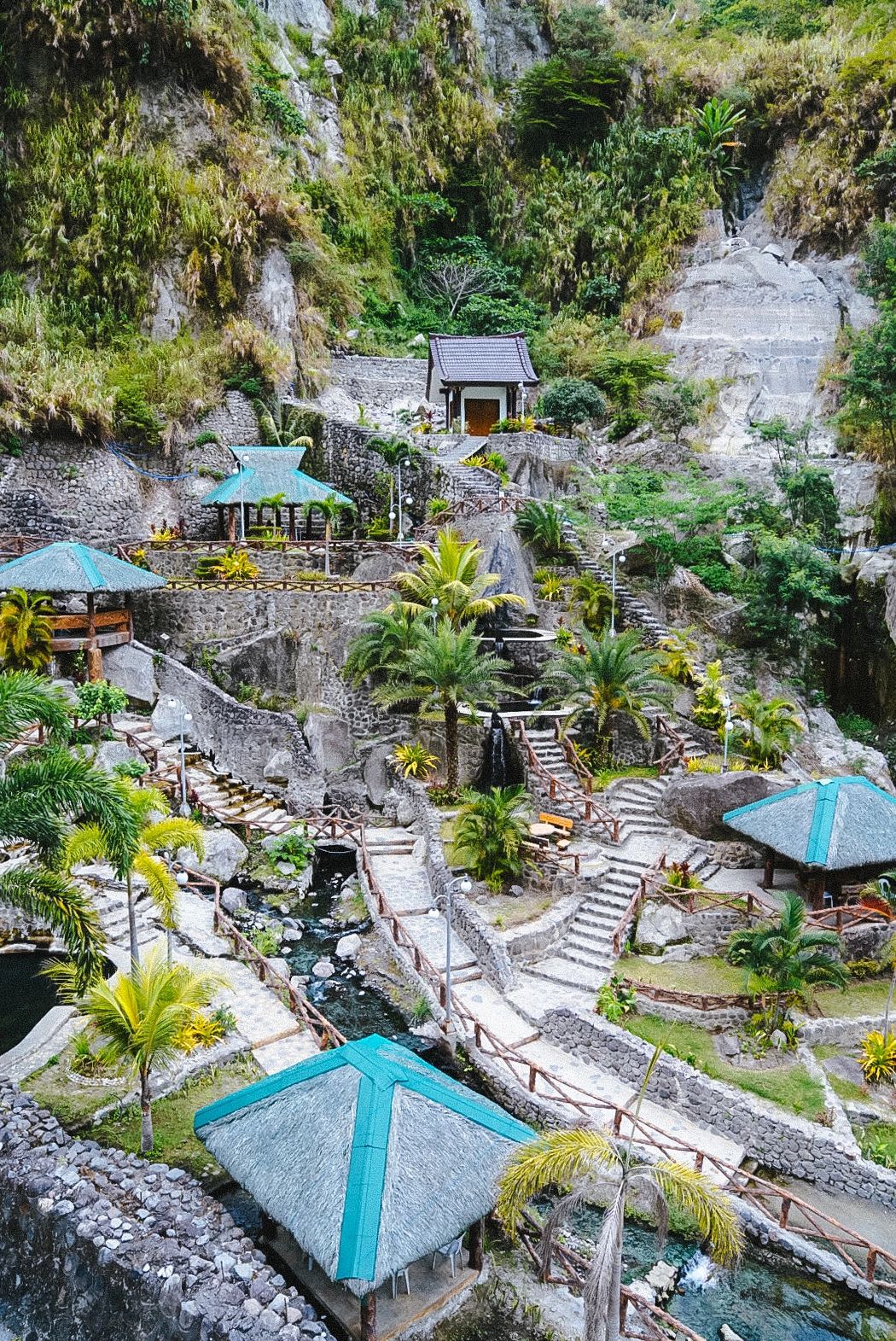 Clark/Angel City-Puning Hot Spring Resort in the Philippines, a pure volcanic mud spa, must experience