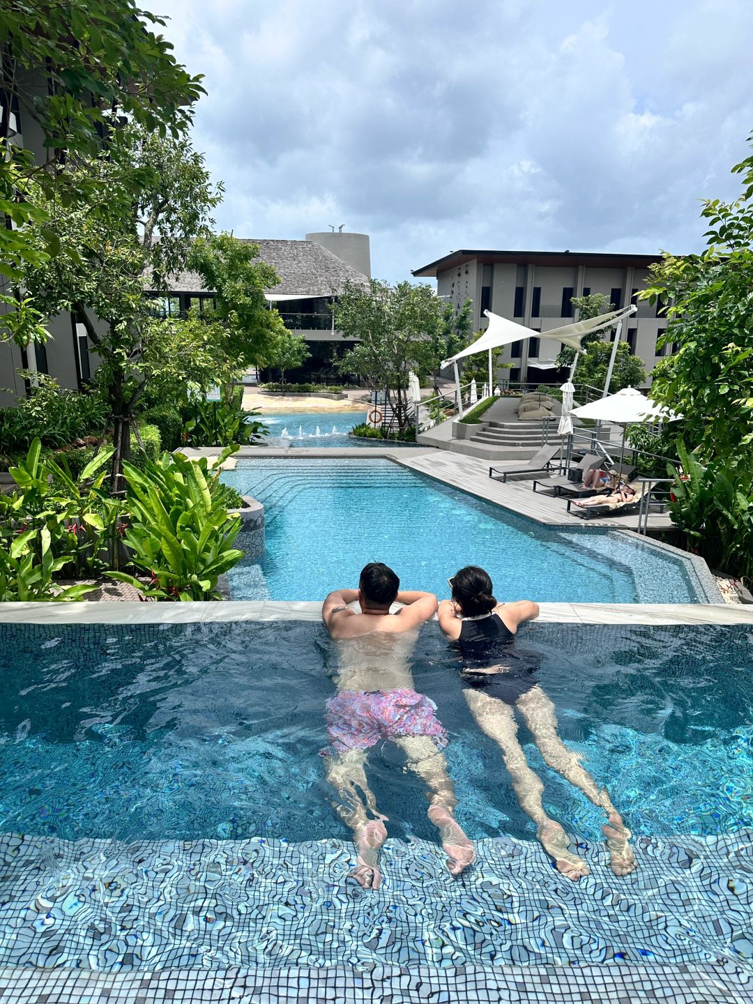 Krabi-Ao Nang Beach Resort in Krabi, where you can spend the whole day in the swimming pool