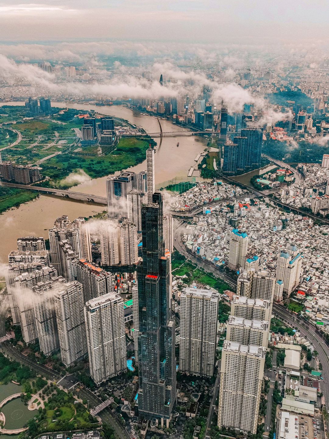 Ho Chi Minh-VINPEARL LANDMARKS 81 HOTEL🏨, the tallest building in Ho Chi Minh City, Vietnam