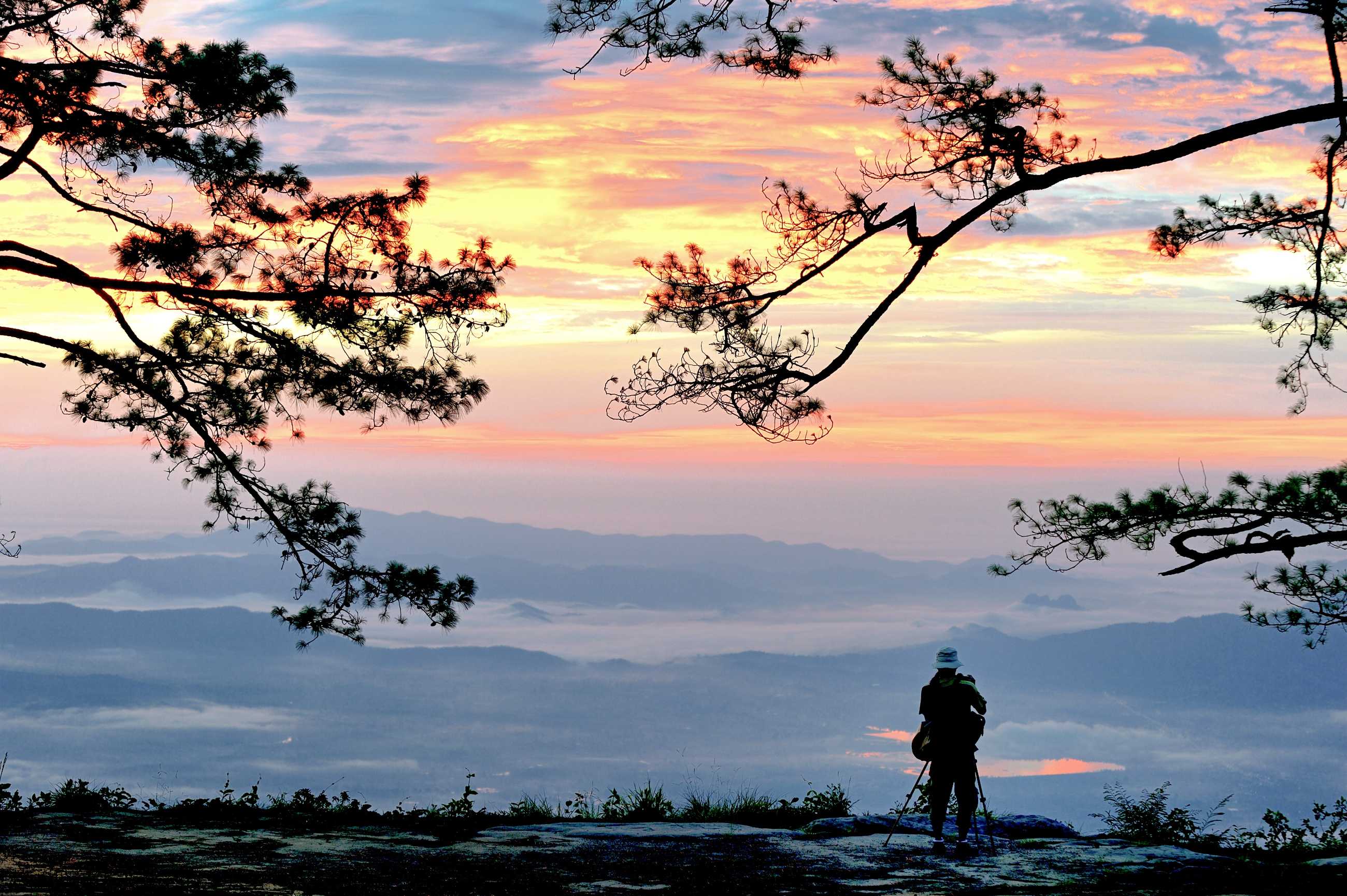 Bangkok-Phu Kradueng, Loei Province, one of the most famous natural tourist attractions in Thailand